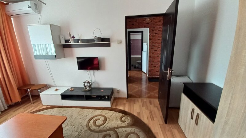 Drumul Taberei, Favorit,