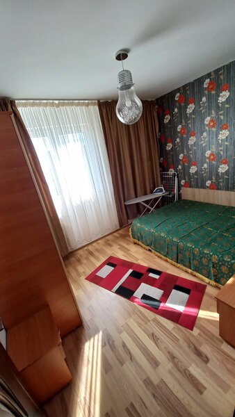 Drumul Taberei, Favorit,